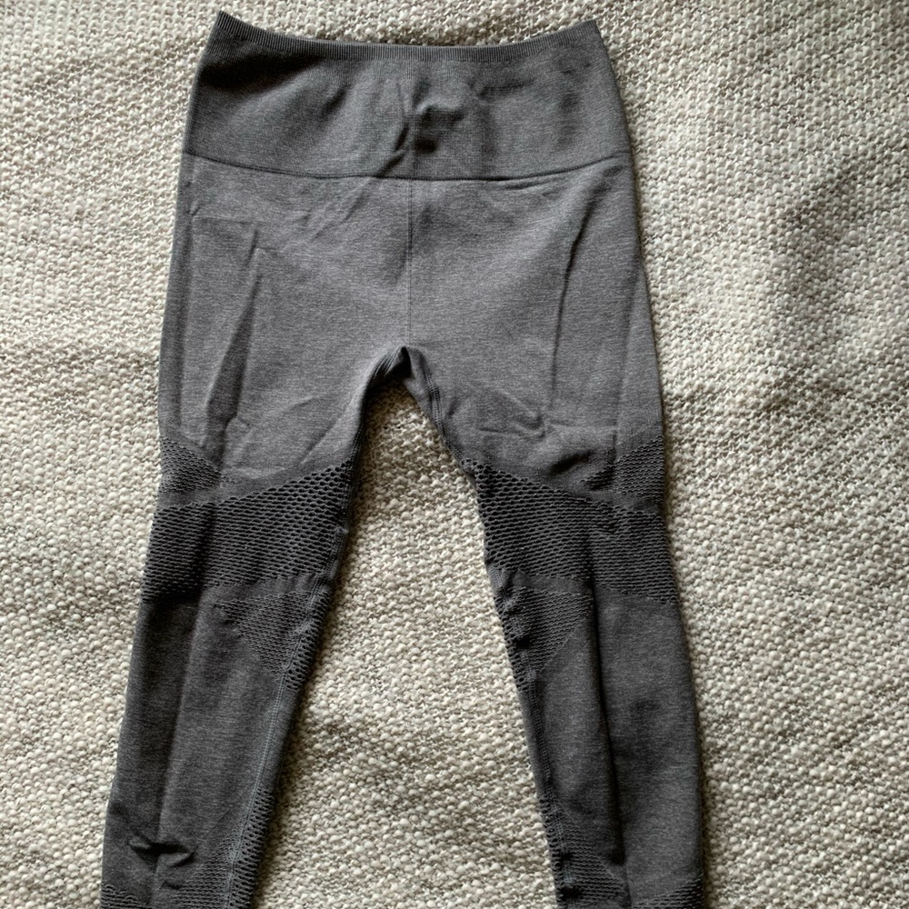 Fabletics seamless 7/8 leggings